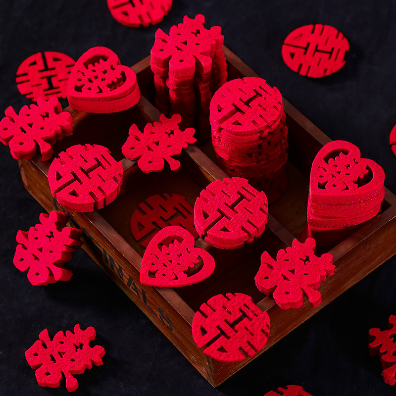 Casarse con mano no tejida mini bandeja de fruta roja pequeña escalera de la boda creativa cama de la boda