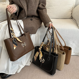 (Wholesale), Japanese minimalistic handheld shoulder bag, winter one-shoulder bag, underarm bag