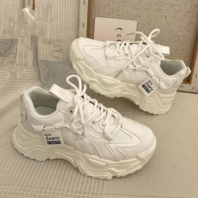 Ins zapatos coreanos para mujeres primavera y otoño 2026 nuevo estilo de red red versátil transpirable red con suela gruesa zapatillas deportivas casuales