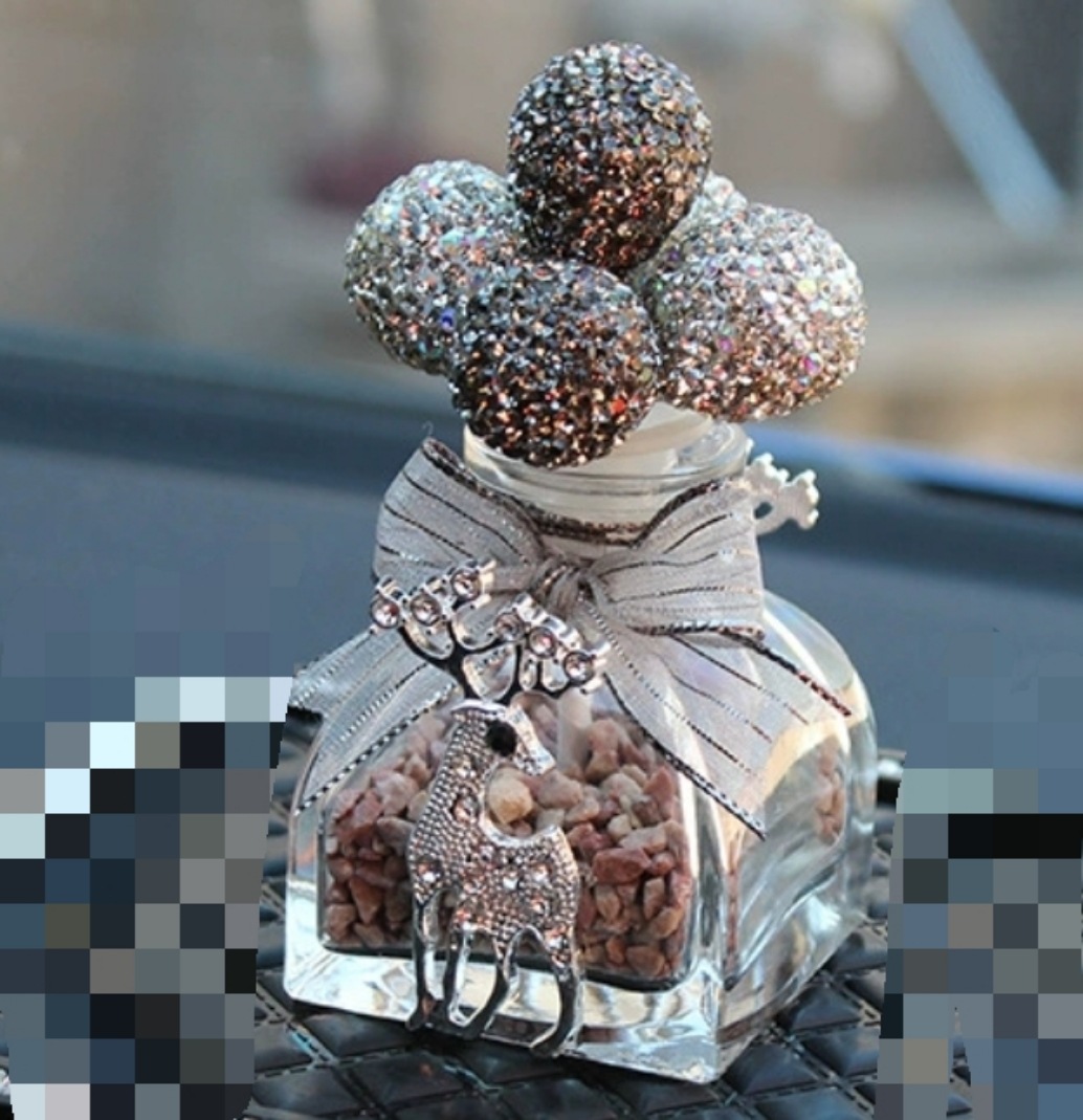 Adornos de coche de un solo traje Adornos de un solo traje Adornos de Buda con cojín Bola de diamante en polvo blanco Bola de cisne Cerámica decorativa