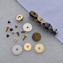 �����ݽz��������Ӵ��o�A�δ��F���۽��y��ɫ����~ɫ�F�|Ƭ