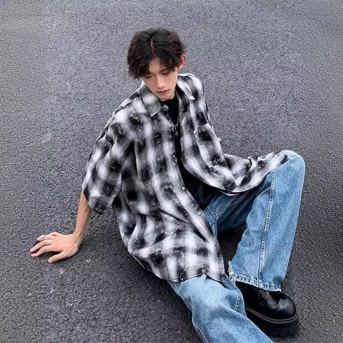 Vintage distressed short-sleeve grid shirt for men, stylish versatile thin dress shirt, American fashion brand collar grid half-shirt