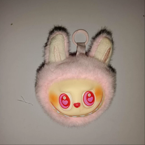 Shy 【Pendant】