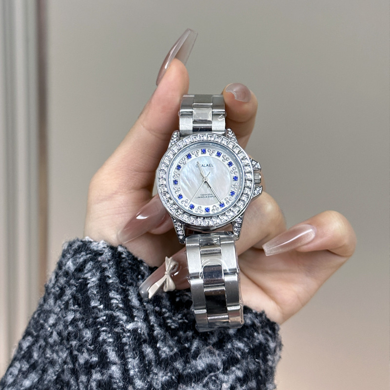 2025 new ladies watch girls fritillary diamond-encrusted steel belt automatic movement quartz watch waterproof girls fashion