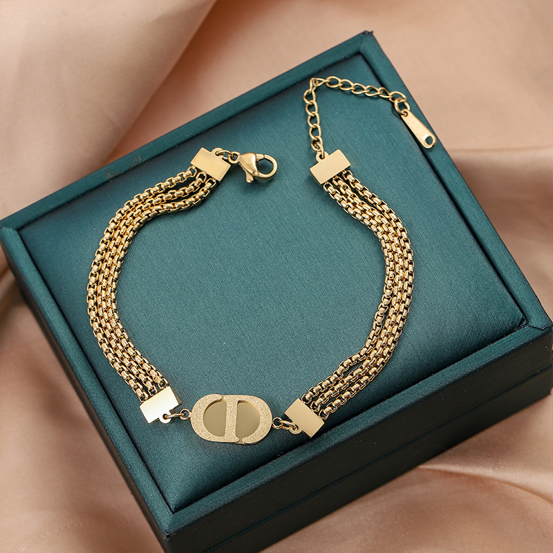 Ventas transfronterizas calientes nuevas pulseras de acero de titanio personalidad femenina de alto nivel diseño ligero de lujo moda temperamento versátil joyería de acero de titanio image 85