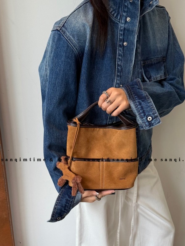 小叁七25秋款手提复古真皮磨砂时髦轻奢女生斜挎包菜篮子2763|undefined