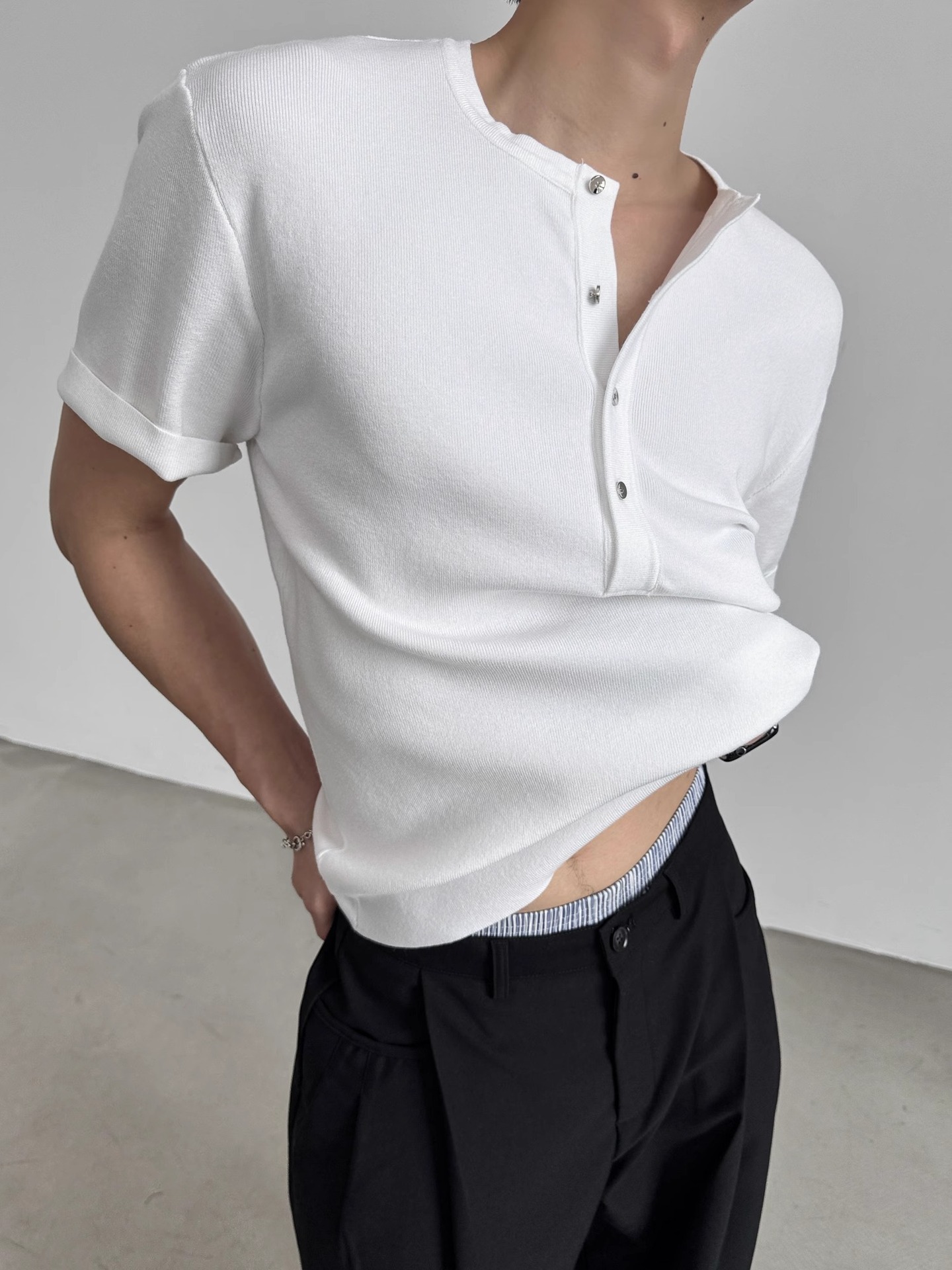 Knitted elastic summer solid color T-shirt for leisure