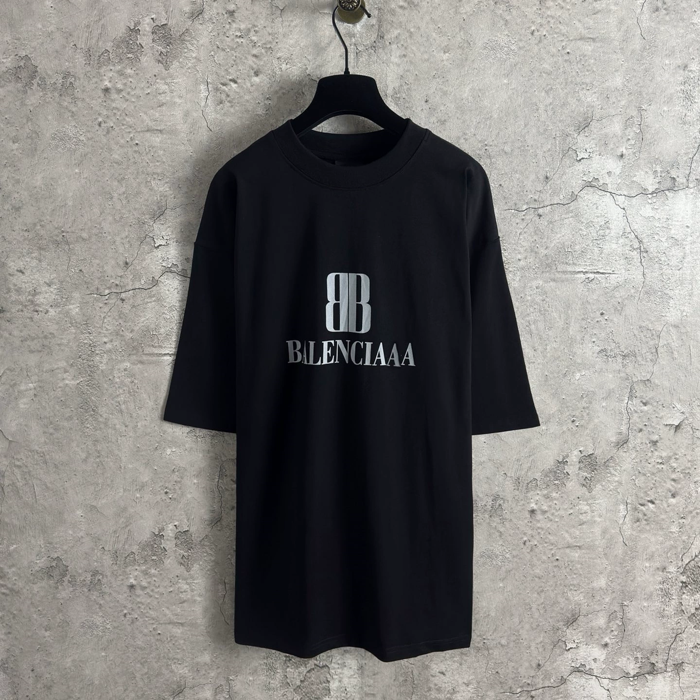 Правильная версия высококачественной футболки B Family 25SS с новым логотипом и буквой BB с короткими рукавами для мужчин и женщин, одинаковый стиль для пар.