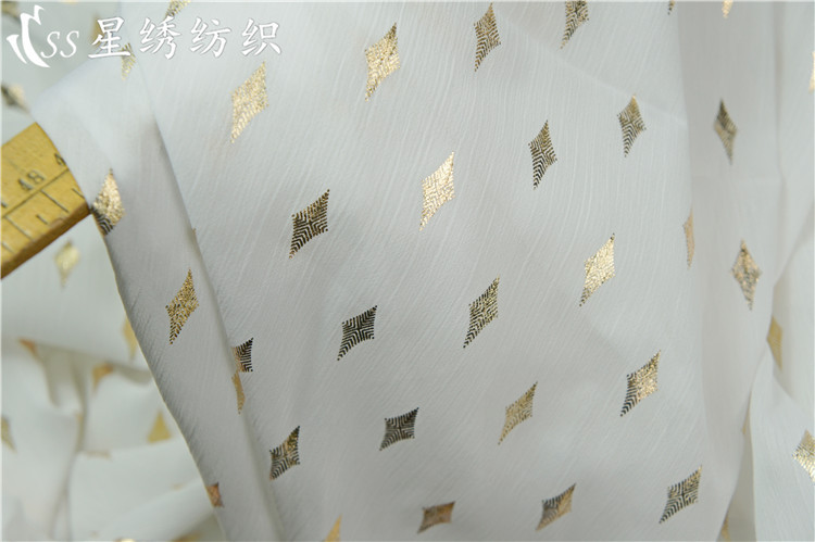 쉬폰 주름 화이트-다이아몬드