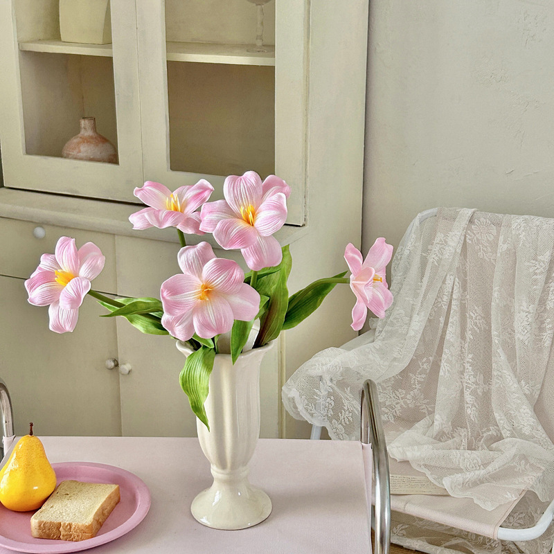 Ins Brownie Pu Feel Tulip Artificial Flower Fake Flower Home Dining Table Decoration Floriculture Soft Photographic Props
