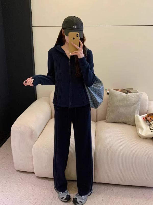 桑坡新款露露三代防风加厚款绵羊毛套装女保暖显瘦连帽运动两件套|undefined