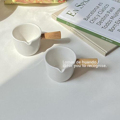 OCHO VENADO Mini Handle Small Milk Pitcher Milk Can Western Cuisine Sauce Bowl Milk Cup Condiment Plate Coffee Accessories