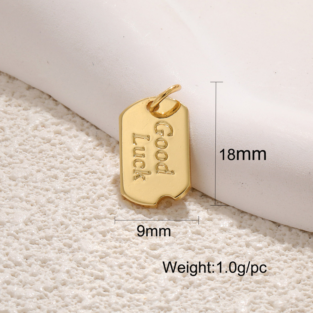 4g Weight Pendant Jewelry Making Type 17*7mm, 27*20mm, 29*7mm Jewelry Making Size Gold Plated Plating Material Zircon Inlay Material DIY Jewelry Accessories Classification 1 Piece Quantity Copper Material Sun, Letter, Star Pattern Plating, Inlay Design Retro, Simple Style Style Gold Color 1 Piece 17*7mm 27*20mm 29*7mm Copper Zircon Gold Plated Sun Letter Star Pendant 10