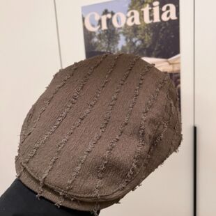 �n������ѩ����ǰ�MñŮ�͹ŕr���ؿ�ɫ��ϵ���^���e�ٴ��ϵ�ñ