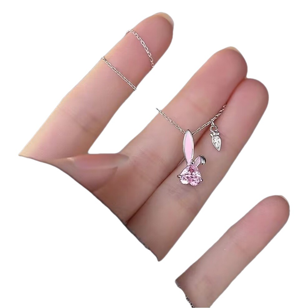 Zanahoria conejo Rosa collar de diamantes hembra ins nicho luz lujo animal año conejo dulce chica clavícula cadena