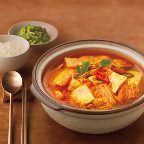 Bibigo Korean Kimchi Soup Instant Korean Soup Heated Instant Korean Spicy Cabbage Tofu Soup Sauce