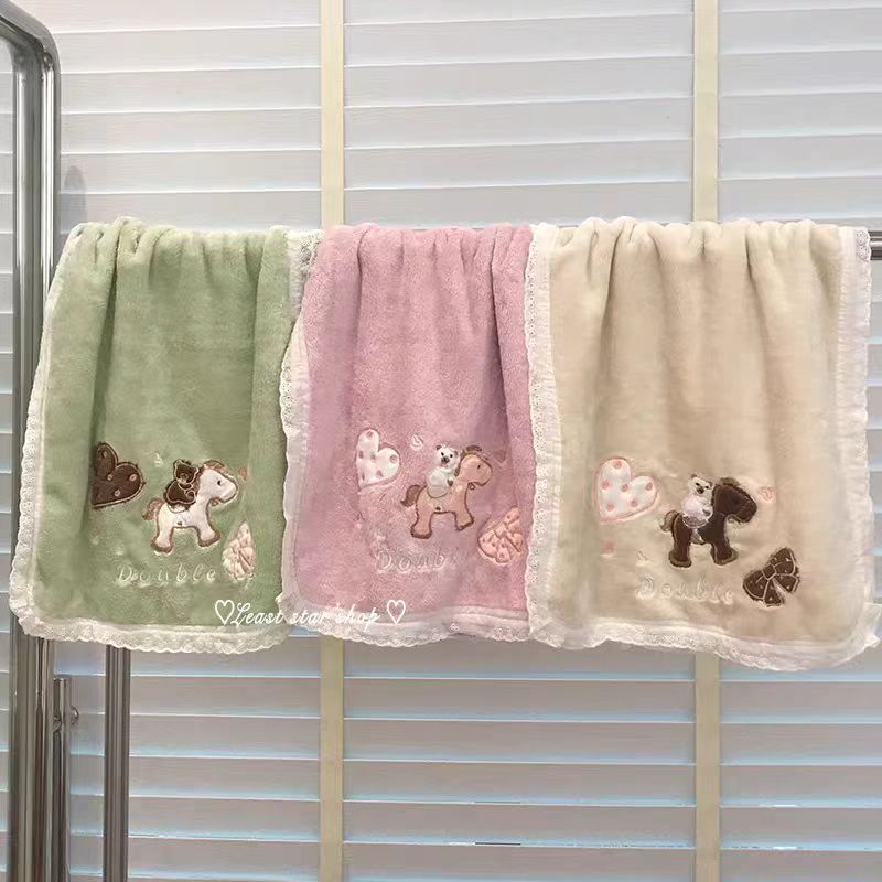 Girl's Ins-Style Pony Towel with Lace Trim Bath Skirt, Coral Fleece Absorbent Cute Cartoon Thickened Bath Towel