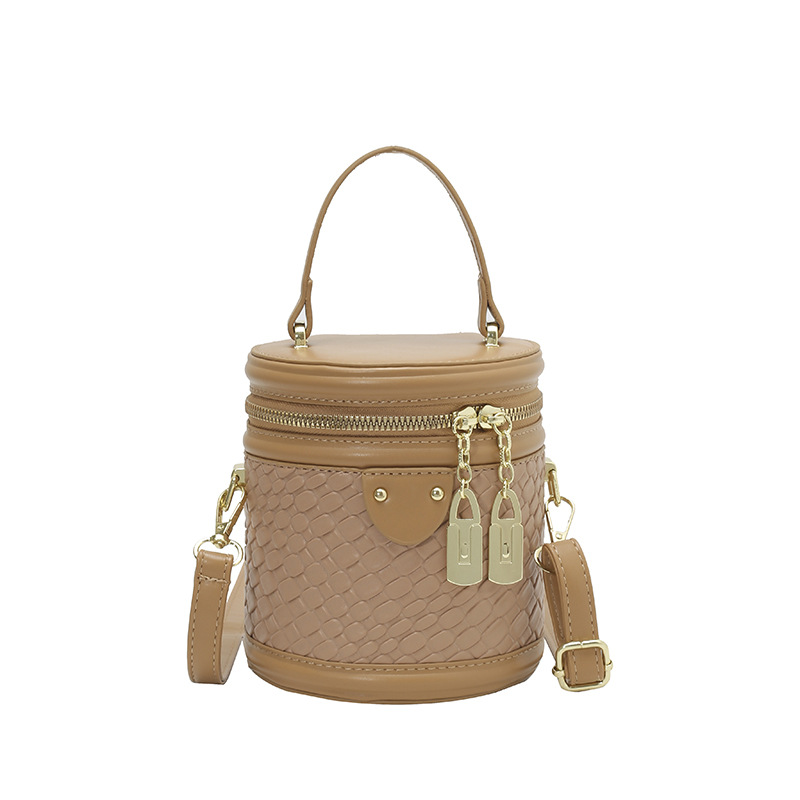 Niche Zhong moda versátil bolso de cubo para mujeres 2025 nuevo cross-border tejido bolso de mano casual exquisito mochila