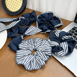 发夹;发圈;发簪