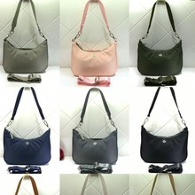 ����luluҸ�°�Ů¶¶�錢�����������֙C���μ������ϰ�С���