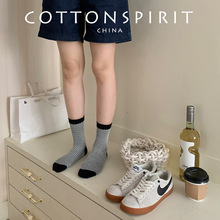 袜子女款春秋中筒棉袜复古格子浮雕长袜夏季薄款配小皮鞋