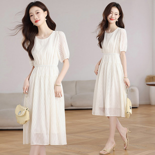 Light Mature Style Niche Simple Texture Round Neck Short-Sleeved Apricot Dress Women's Waist Slimming Look A-Line Mid-Length Skirt Summer
