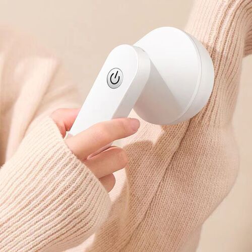 Multi-function hair ball trimmer, portable large-capacity rechargeable hair ball remover, home shaving hair ball machine