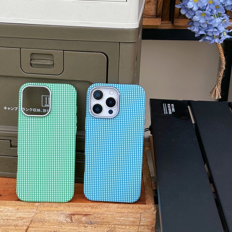 Apple 16Promax 肌に優しい磁気吸引携帯電話ケース iPhone15 チェック柄滑り止め落下防止ケースに適した小さな新鮮な|undefined