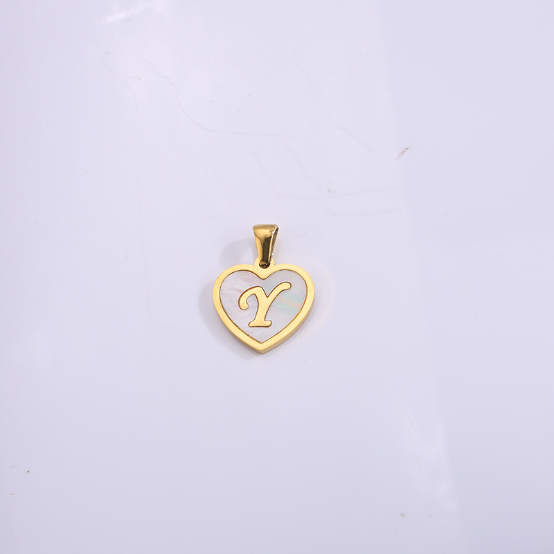 Nuevo colgante de corazón de melocotón de acero de titanio, accesorios de concha de letras inglesas, colgante pequeño, joyería de amor de bricolaje, collar a juego