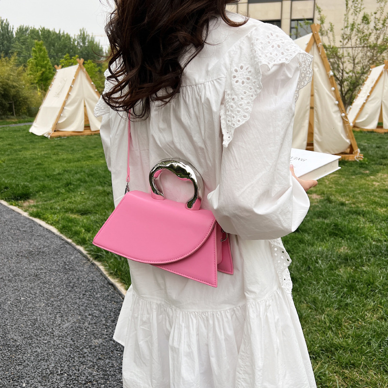 Internet celebrity design di nicchia piccola borsa quadrata 2023 nuova borsa da donna texture versatile borsa hot girl trendy cool borsa a tracolla singola spalla_voghion.com