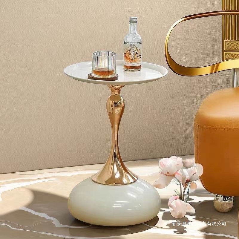 Italian Retro Light Luxury Small Waist Sofa Side Table with Iron Bedside Storage Balcony Round Table Small Coffee Table