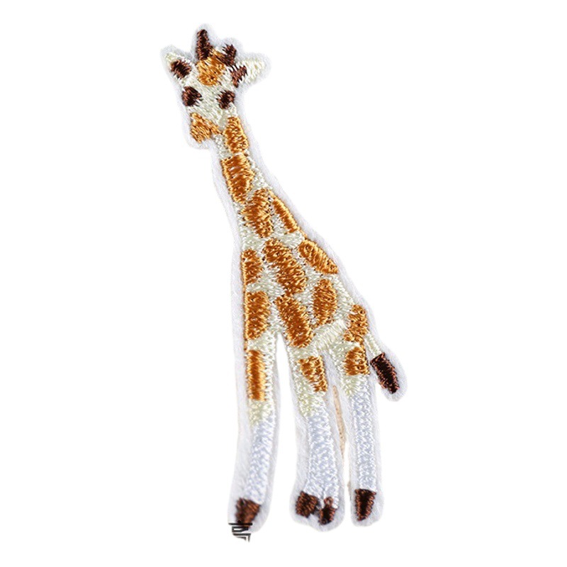 Exquisito lindo tamaño pequeño bordado de animales pegatinas de tela caliente moda ropa para niños parche pegatinas bordado sello agujero parche pegatinas decorativas