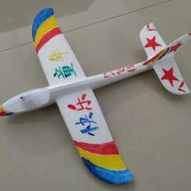 飞碟、飞盘;航空模型;球类