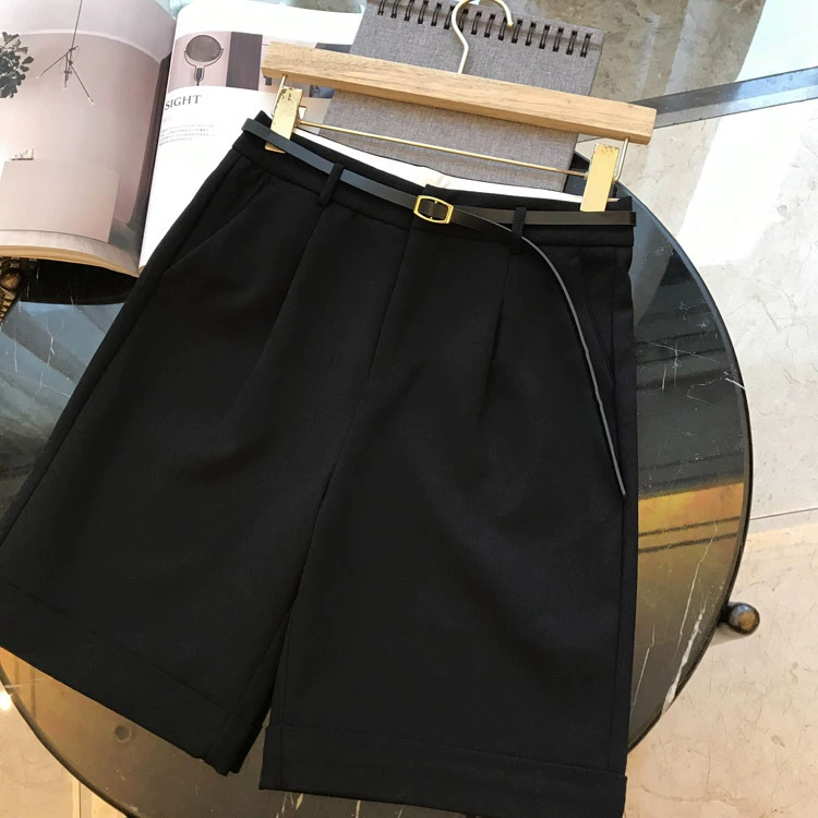 Wang Bing pushed ~ Sale and commute!22 years of spring new Bai Bai Bai Bai High waistline rollover shorts with waist bands