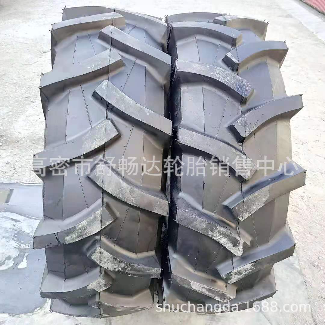 供应收割机轮胎前轮15-24 带内胎人字花纹后轮10.0/75-15.3真空胎