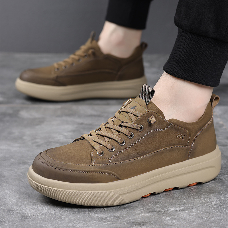Men's retro sneakers, 2026 autumn/winter new collection, lightweight, thick-soled, casual slip-on shoes, fashionable low-top work shoes