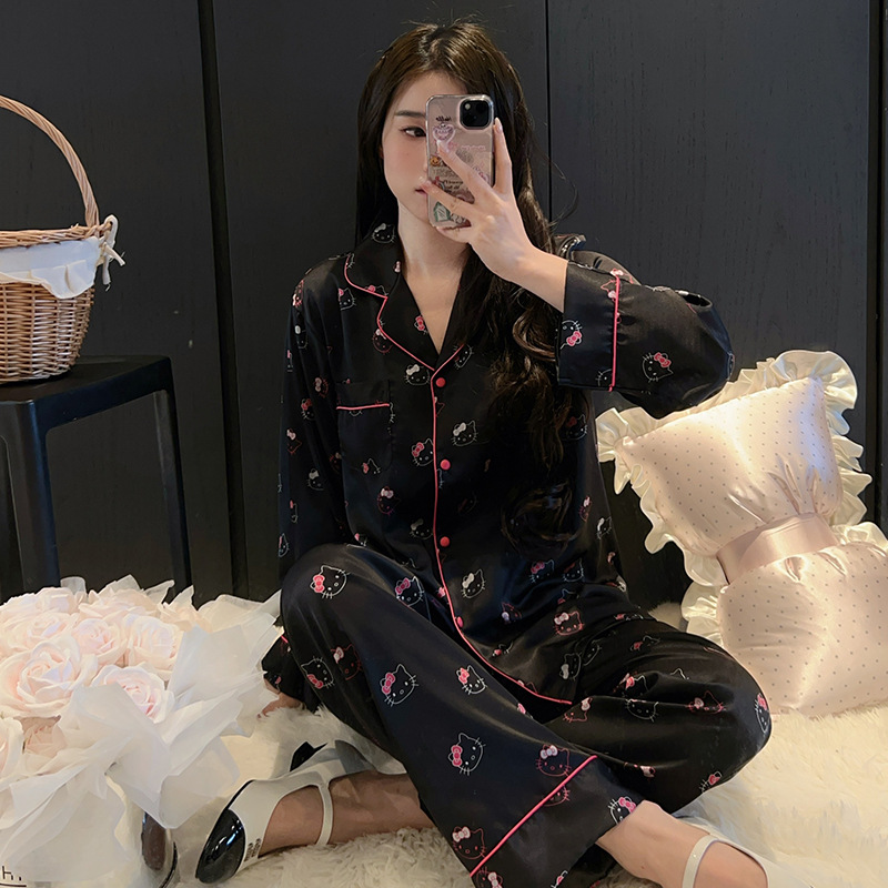 하이 엔드 KT 고양이 아이스 실크 파자마 여성 3 종 세트 봄 실크 만화 달콤한 소녀의 홈 옷 세트 얇은