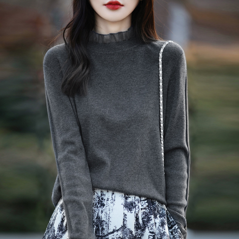 Fine Wool 2026 Spring New Women's Short Loose Lace Round Neck Lace Hollow-Out Base Sweater Knitwear