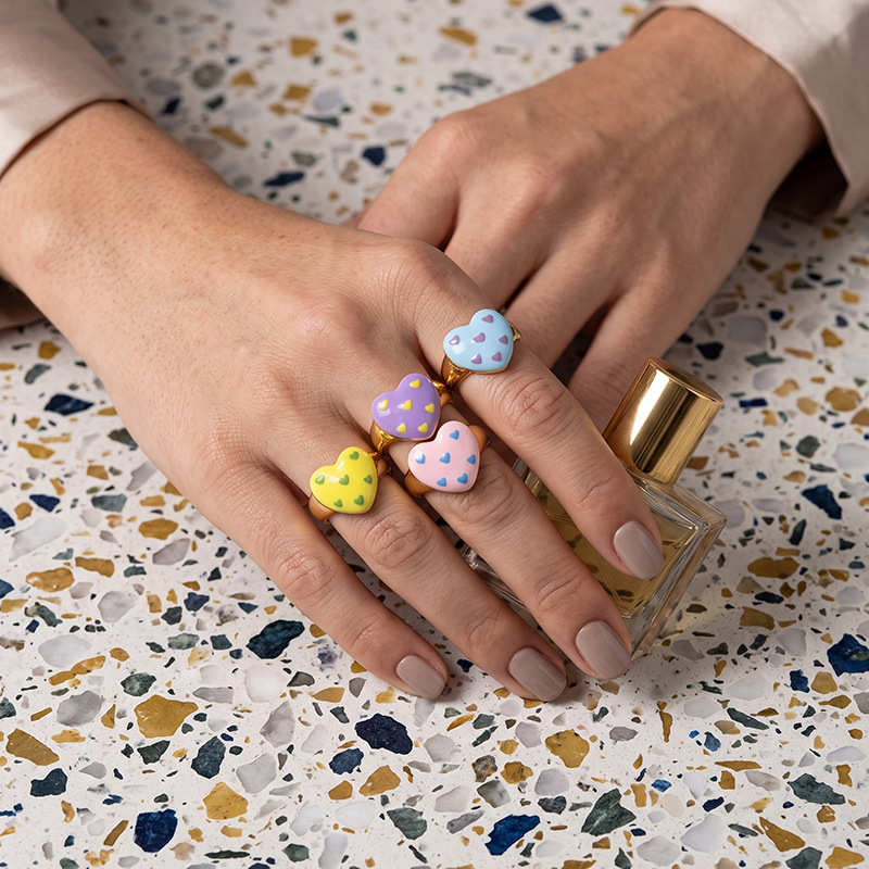 Tina Europa y los Estados Unidos acero inoxidable transfronterizo pintado goteo de aceite esmalte ondulado punto de corazón Y2K venta caliente amor abierto anillo mujer