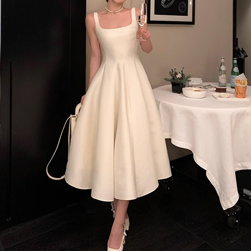 Zhoyue |   Hepburn Skirt Dio* Show Style Imitation Silk Wool Glossy Waist Suspender Dress Dress Square Collar
