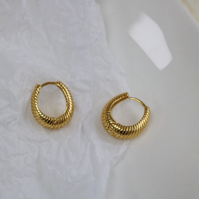 42# oval ear buckle