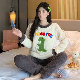 珊瑚绒珍贝绒睡衣女秋冬2025新款仿半边绒加厚保暖可爱卡通家居服