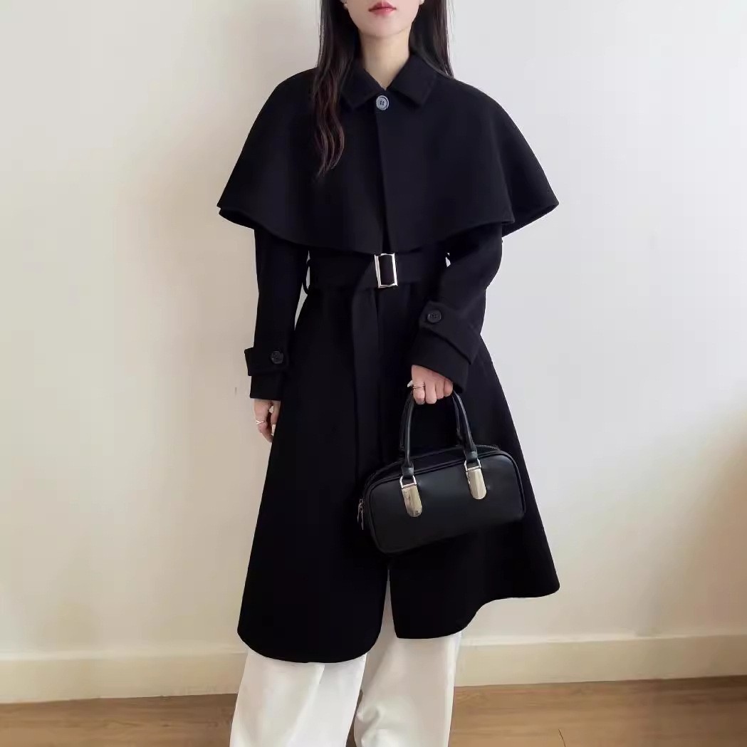 검은색
