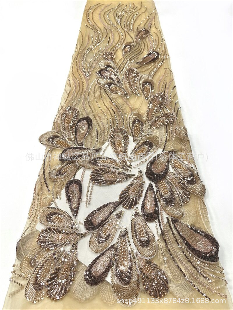 Peacock pluma bordada a mano tela de malla de perlas tamaño de perla pieza de tubo mezcla costura ligera de lujo banquete anfitrión vestido de tela image 8