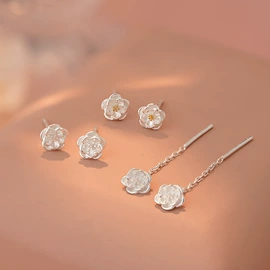 耳钉;项链;戒指