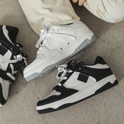 Spring and Summer New Couple Shoes Men's and Women's White Breathable Couple Summer New Men's Sports and Leisure Shoes