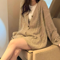 8t韩国东大门同款2025年秋never.1针织中长款厚重工麻花开衫毛衣