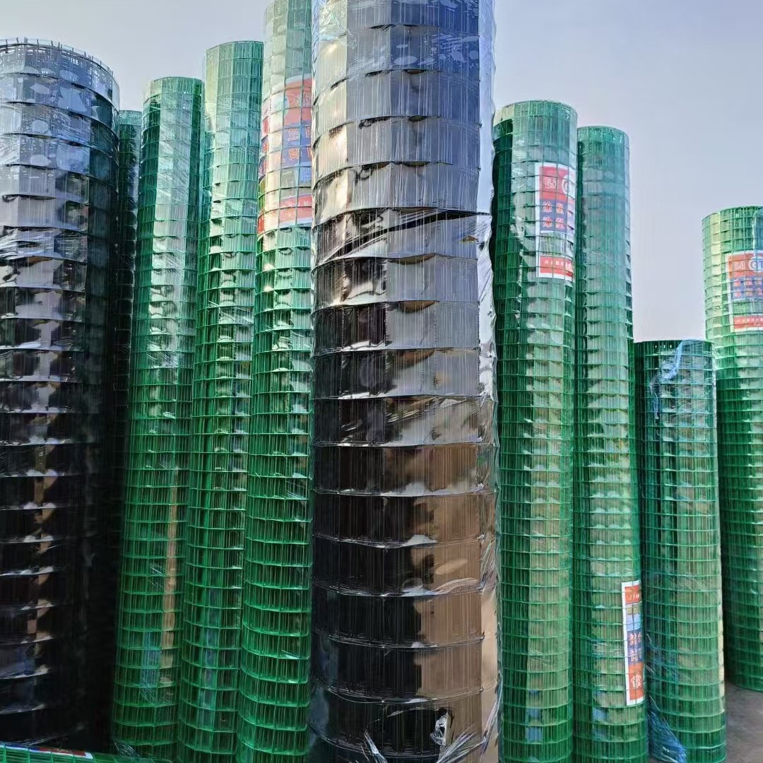 重庆贵州四川批发包塑铁丝围网荷兰网护栏铁丝网围网圈地养殖用网