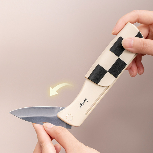Self-designed multifunctional two-in-one fruit knife and peeling knife, dual-purpose fruit peeling tool