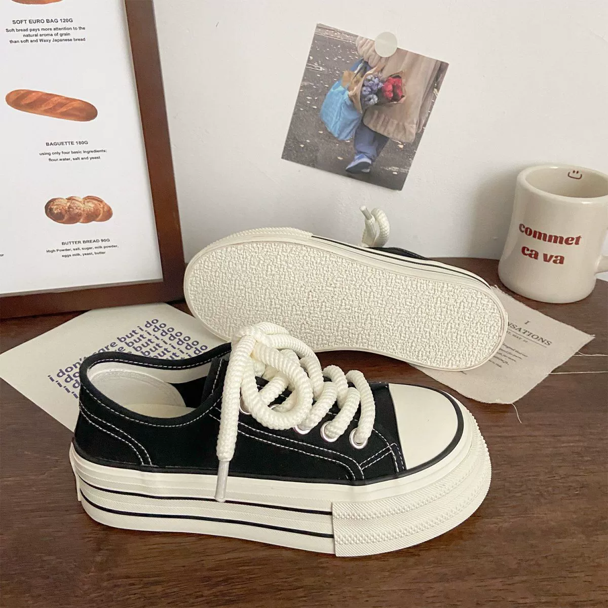 Женские молочно-белые туфли 2025, новые осенние тонкие дышащие туфли на толстой подошве, универсальные кроссовки для студентов из холста.